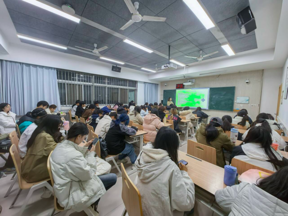 博采眾長(zhǎng) 啟迪新思｜大學(xué)生國(guó)際創(chuàng)新大賽獲獎(jiǎng)項(xiàng)目匯報(bào)分享會(huì)